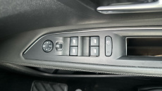 Peugeot 5008 1.2 PureTech Allure 5dr EAT8 Petrol Estate